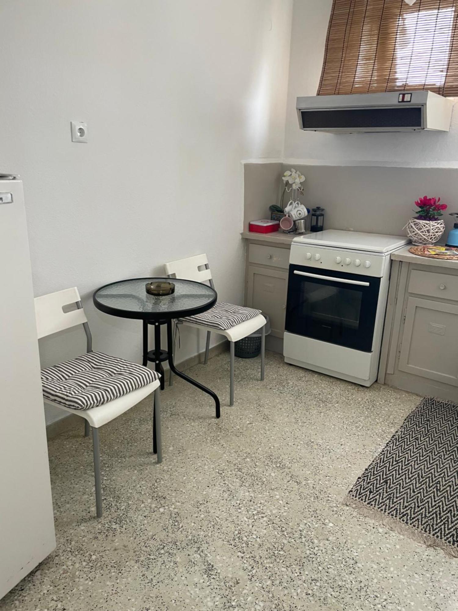 Appartement στη νεάπολη-λαρισας